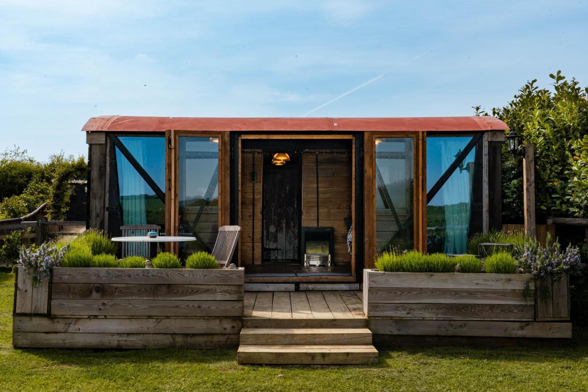 Swallowfield Glamping-Station Master Йовіл Екстер'єр фото